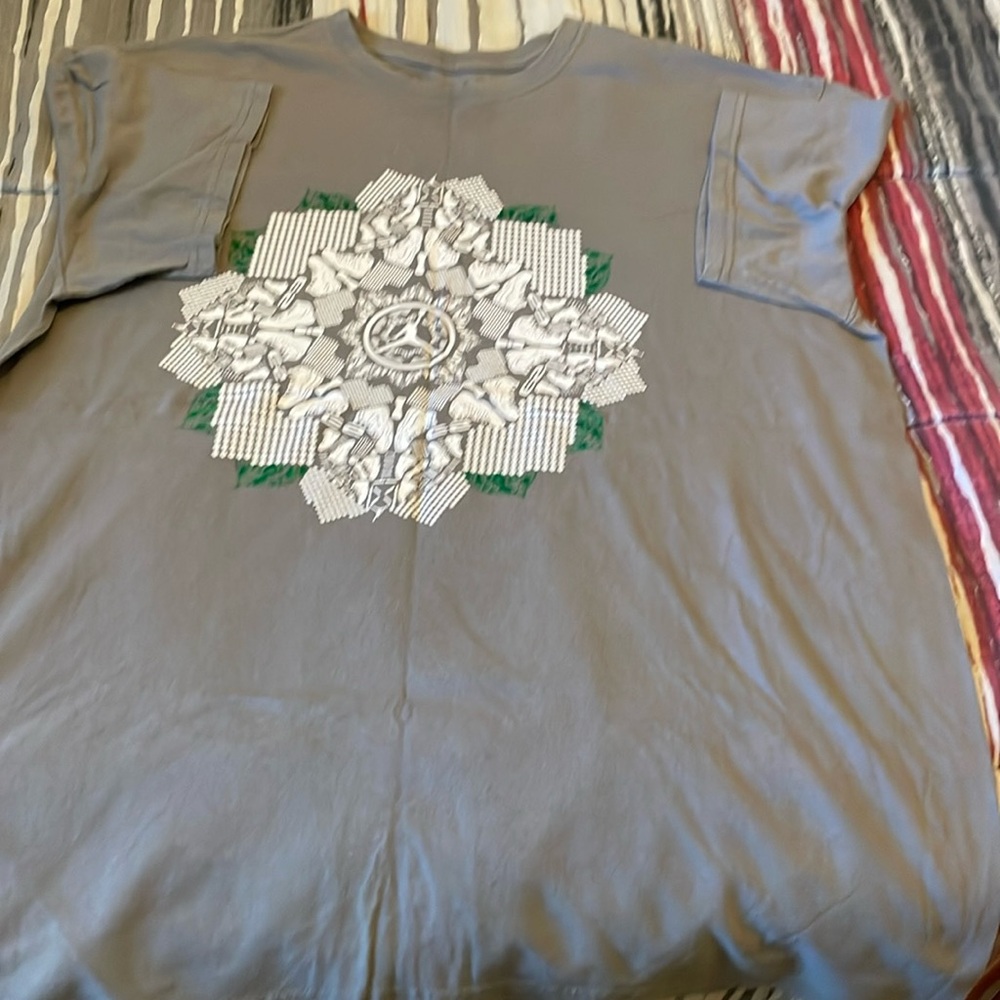 Grey Jordan 11 tee